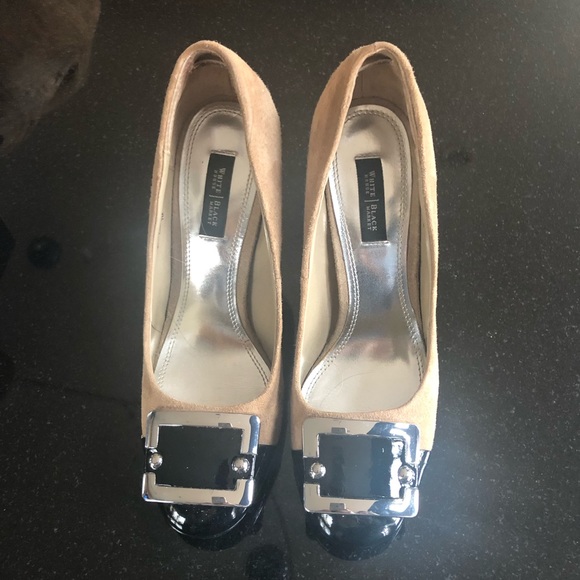 Suede/Patent dress shoe w/buckle and matching handbag - Picture 2 of 9